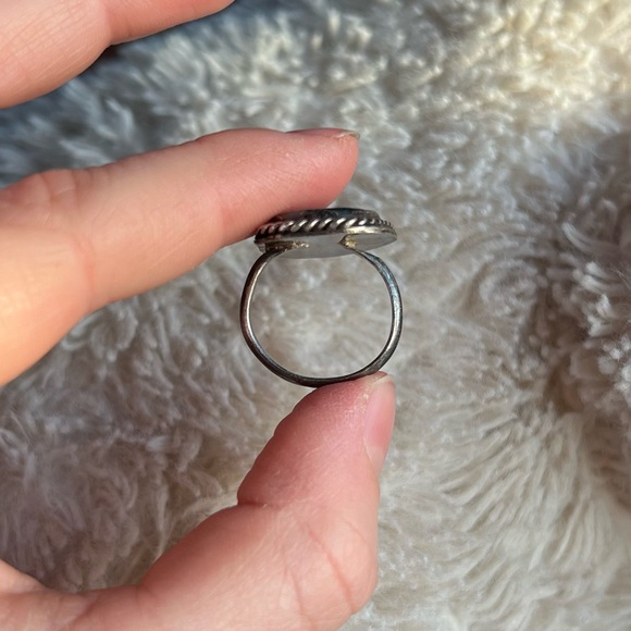 Abalone Shell Ring - Picture 6 of 7